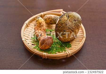 Autumn taste: Iguchi Autumn taste: Iguchi 132497922
