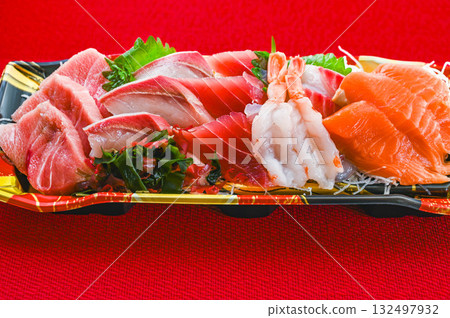 什錦生魚片 132497932