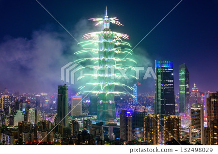 台北101倒數煙火：一生必看一次 132498029