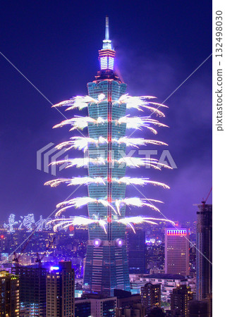 台北101倒數煙火：一生必看一次 132498030