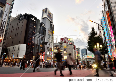 Night view around Shinjuku Ward Office intersection Night view around Shinjuku Ward Office intersection 132498050