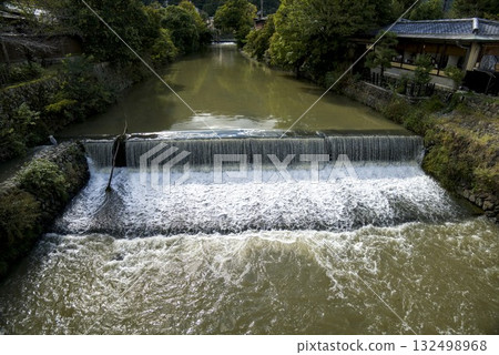"The nature and flow of water in Arashiyama 132498968