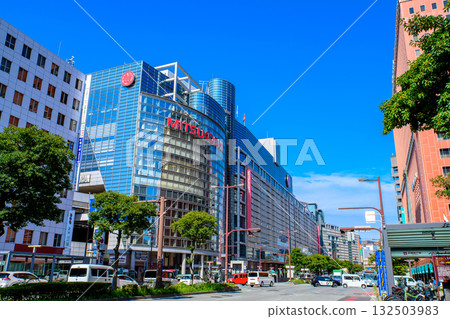 From Watanabe Street in Tenjin, Chuo Ward, Fukuoka City to Fukuoka Mitsukoshi Tenjin Minami 132503983