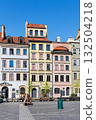 Old Town Market Square with historic buildings portrait format in Warsaw, Poland 132504218