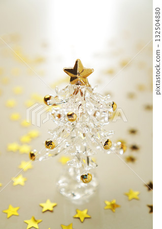 玻璃聖誕樹和閃閃發光的金星 132504880