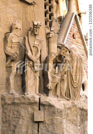 聖家堂受難像正面的「瞧！這個人！」雕塑細節 132506386