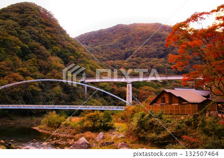 Kawaji Onsen in autumn... Oga River in the evening Kawaji Onsen in autumn... Oga River in the evening 132507464