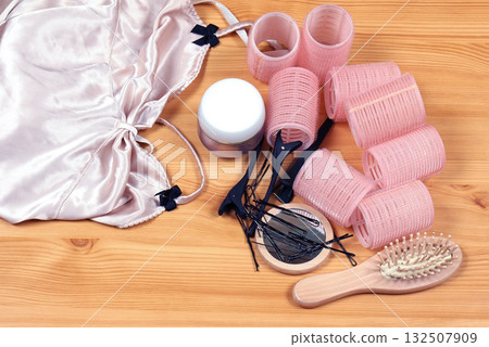 Beauty accessories Beauty accessories 132507909