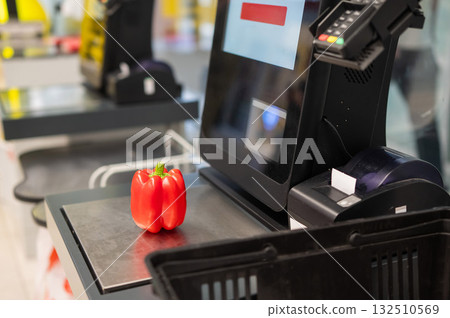 Bell peppers at the self-checkout.  132510569