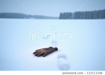 寂靜的雪景、無人的冬日記憶、溫暖的痕跡 132511586