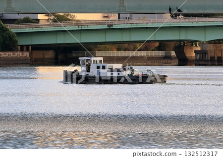 Tugboat 132512317