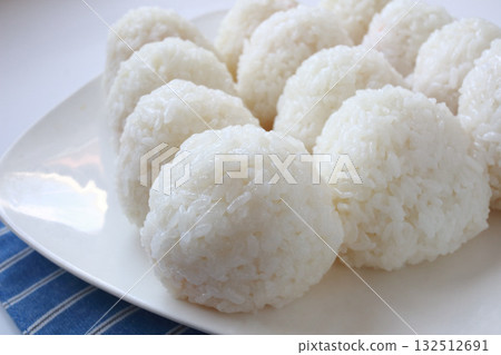 美味的飯糰 132512691