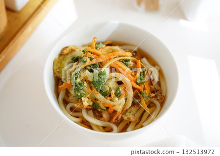 Kakiedake udon noodles 132513972