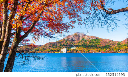 榛名山、榛名湖、神壁山（秋季） 132514693