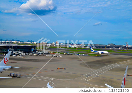 從羽田機場3號航站樓屋頂露台看到的景色 132523390