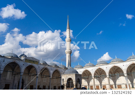 Istanbul's Blue Mosque: A spectacular view 132524192