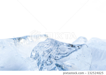 20 張白色背景上的冰紋特寫照片 132524825