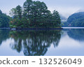 一個安靜的湖泊 132526049