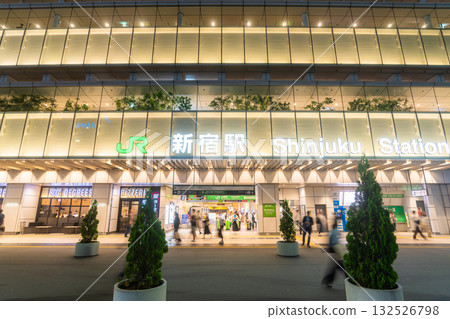 [Tokyo] Shinjuku Station city night view/Shinjuku New South Exit 132526798