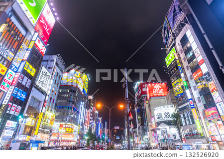 [東京] 霓虹燈街夜景/新宿歌舞伎町 132526920