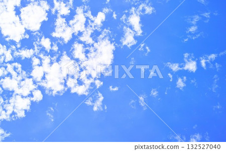 藍色的天空和雲圖像 藍色的天空和雲圖像 132527040