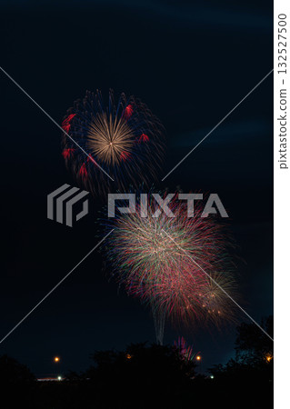 Scenes from the Nakanocho Fireworks Festival in Hamamatsu City (Shizuoka Prefecture) Scenes from the Nakanocho Fireworks Festival in Hamamatsu City (Shizuoka Prefecture) 132527500