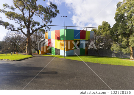 Melbourne, Australia - July 1, 2024 : The Melbourne Museum with blue sky in Melbourne, Australia - July 1, 2024. 132528126