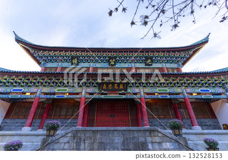 Beautiful image of Mufu Palace in Lijiang old town at evening light in Lijiang, China Beautiful image of Mufu Palace in Lijiang old town at evening light in Lijiang, China 132528153