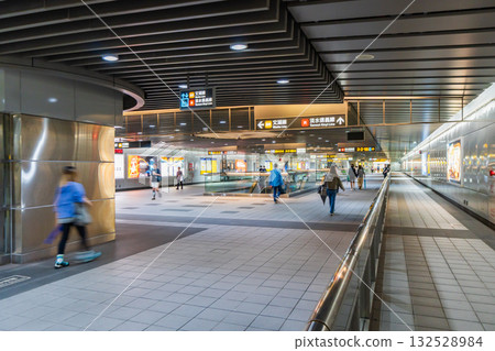 Taiwan Taipei City Subway Daan Station Taiwan Taipei City Subway Daan Station 132528984