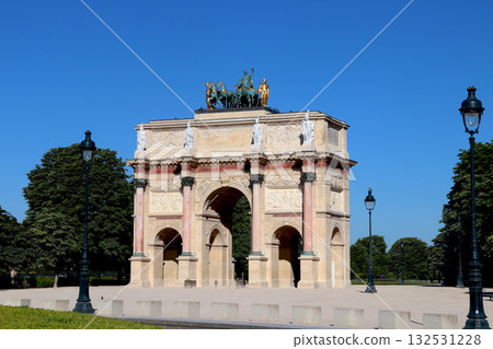 卡魯塞爾凱旋門（羅浮宮博物館） 132531228