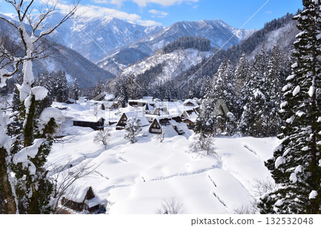 冬季 五簇山 相倉 合掌村 132532048