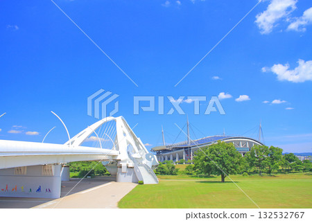 愛知縣豐田市的豐田大橋和豐田體育場 132532767