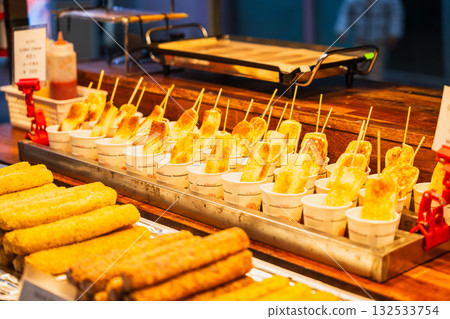 Seoul Myeongdong Street Food: Grilled Cheese 132533754