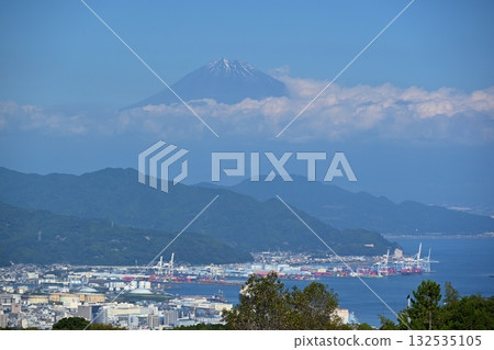 Mount Fuji from Nihon-daira, Shizuoka 132535105
