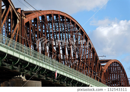Old Vysehrad railway bridge linking the Nusle Valley with Smichov, Vyton, Prague, Czech Republic Old Vysehrad railway bridge linking the Nusle Valley with Smichov, Vyton, Prague, Czech Republic 132543311