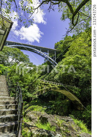 Takachiho Gorge, Shinkyo Bridge and Takachiho Bridge, Takachiho Town, Miyazaki Prefecture 132543726