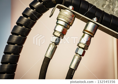 Pipe system of pneumatic valves in agricultural machinery Pipe system of pneumatic valves in agricultural machinery 132545356