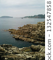 Sea and rock 132547858