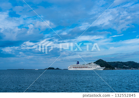 長崎港客輪（鋼琴樂園）抵達柳碼頭 [長崎市] 132552845