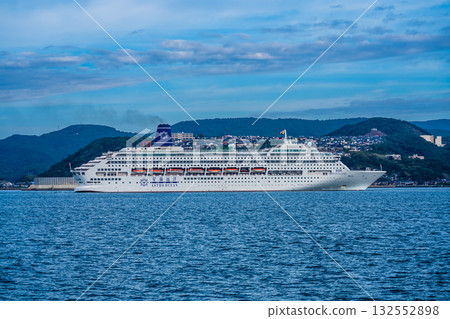 Nagasaki Port Passenger Ship Arrival (Piano Land) From Yanagi Pier [Nagasaki City] 132552898