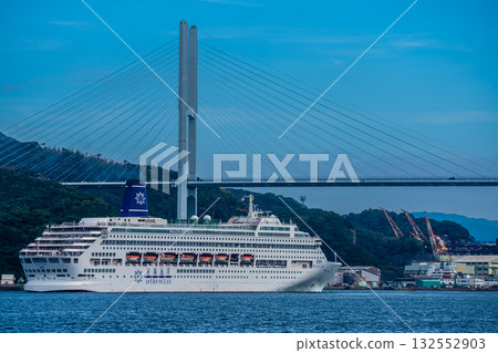 Nagasaki Port Passenger Ship Arrival (Piano Land) From Yanagi Pier [Nagasaki City] 132552903