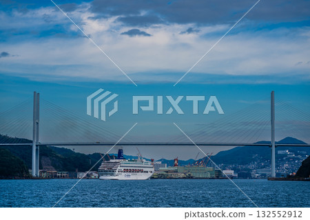 Nagasaki Port Passenger Ship Arrival (Piano Land) From Yanagi Pier [Nagasaki City] 132552912