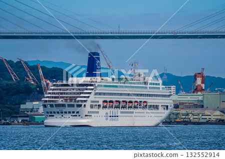Nagasaki Port Passenger Ship Arrival (Piano Land) From Yanagi Pier [Nagasaki City] 132552914
