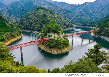Lake Okuoiko Station, Shizuoka Prefecture 132555122