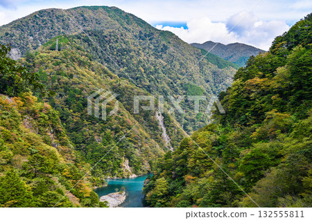 靜岡縣須俁峽的夢幻懸索橋 132555811