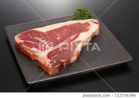 美國T骨牛排 132556366