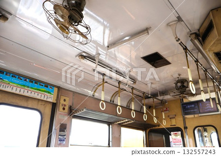 小湊鐵道：走進復古的Kiha 200系列列車 132557243