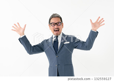 Men business surprised 132559127