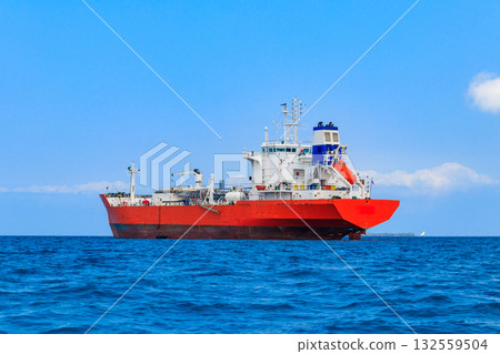 Large industrial ship sailing in the Indian ocean near Zanzibar, Tanzania 132559504