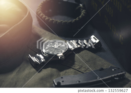 military style men wristwatch 132559627